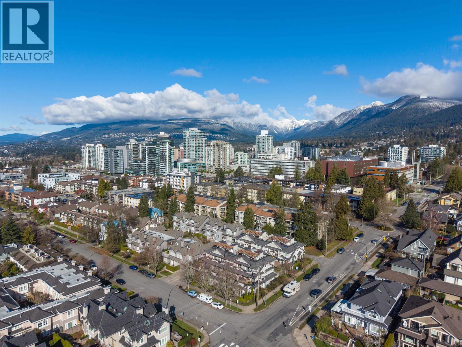 1127 ST. ANDREWS AVENUE, North Vancouver