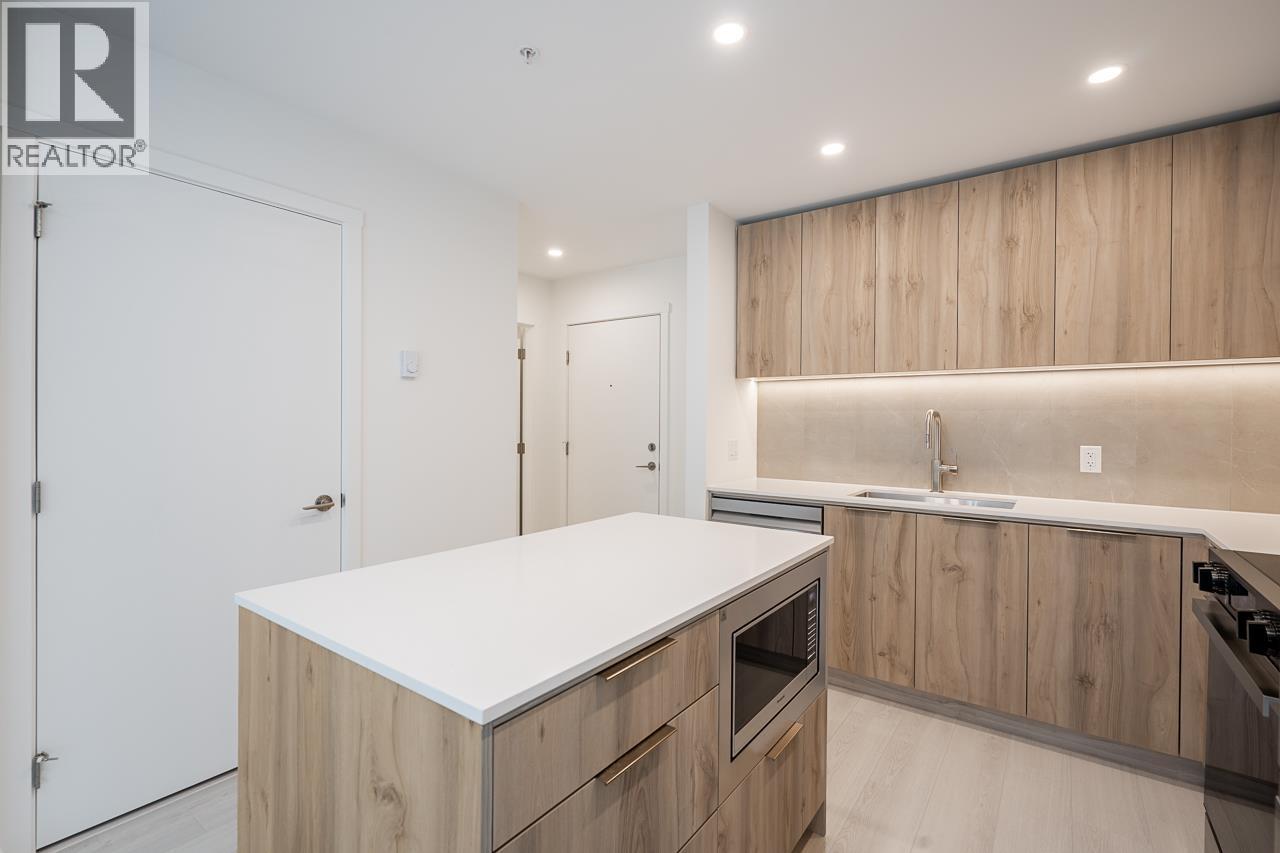 412 3596 MALSUM DRIVE, North Vancouver