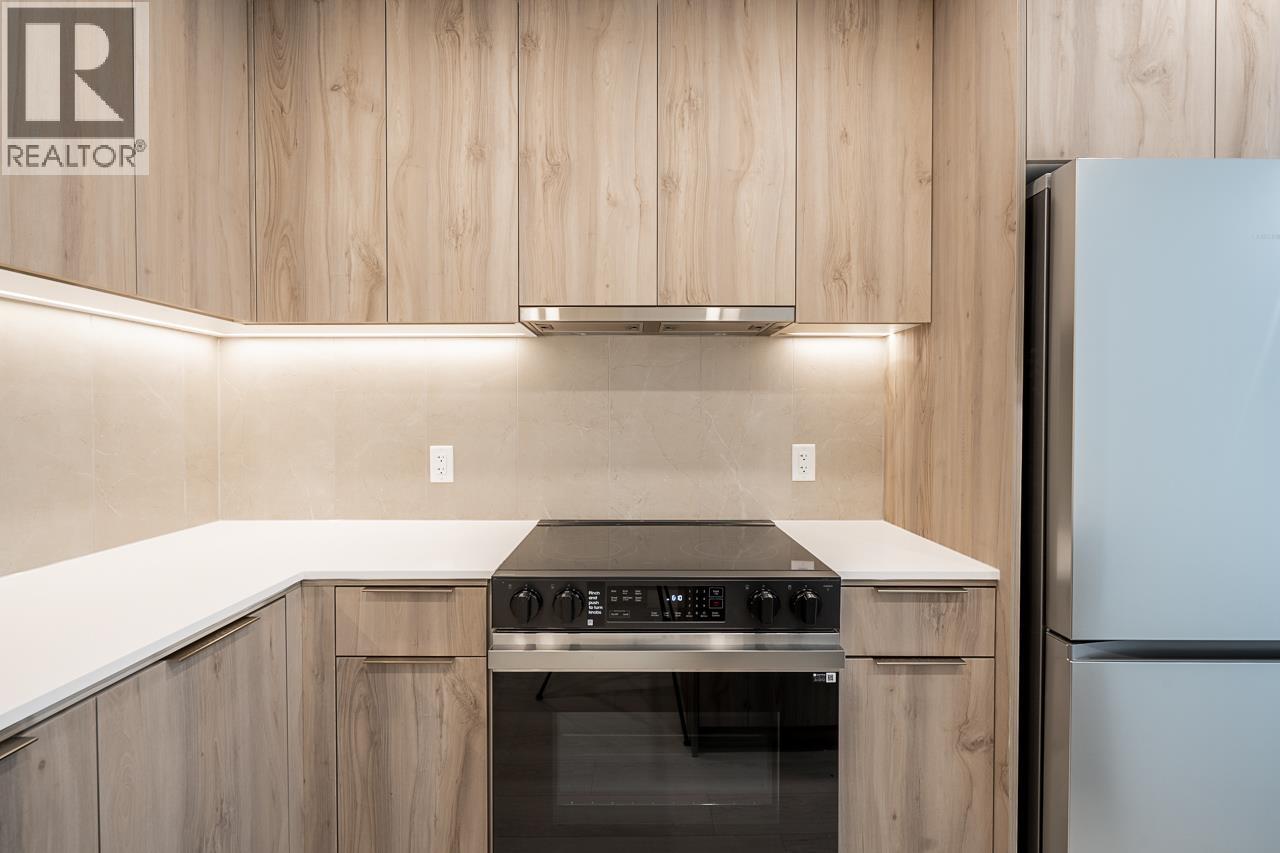 412 3596 MALSUM DRIVE, North Vancouver