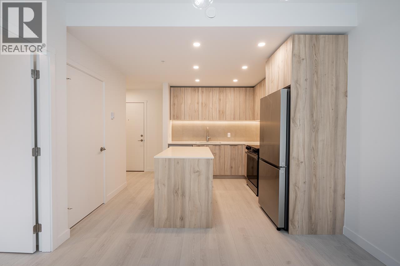 412 3596 MALSUM DRIVE, North Vancouver