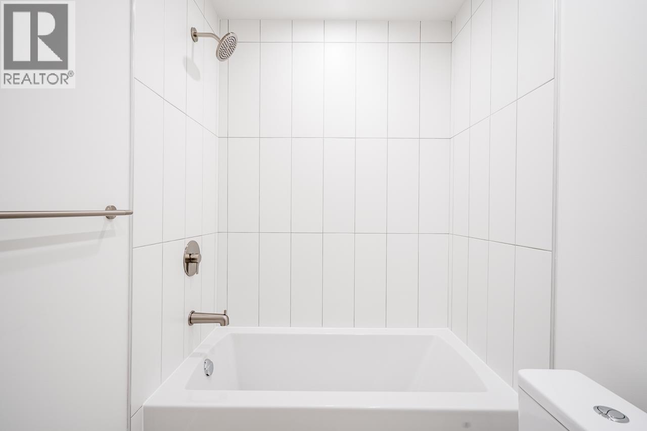 412 3596 MALSUM DRIVE, North Vancouver