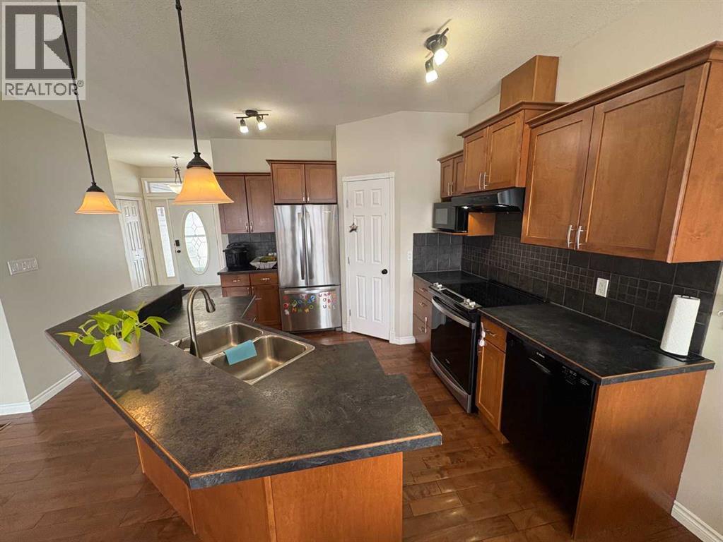 9117 134 Avenue - 8