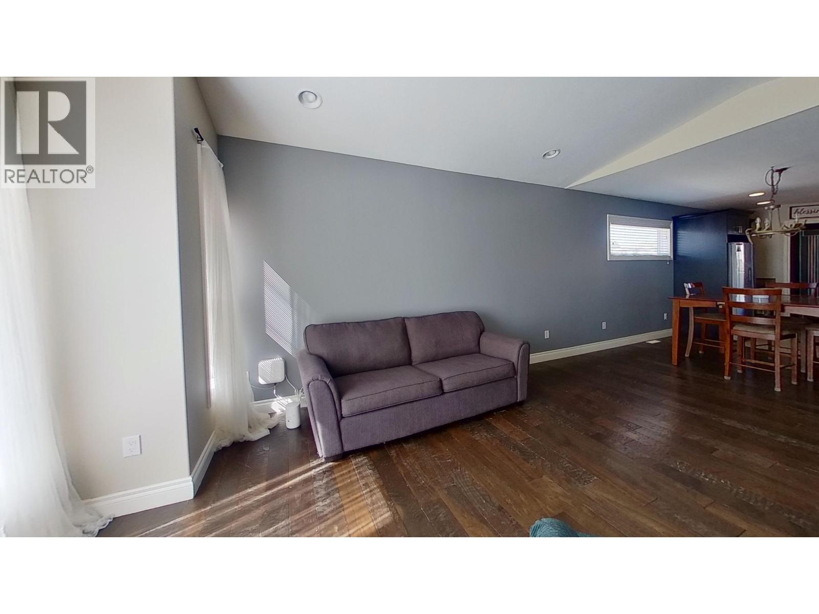 8308 86 AVENUE - 6