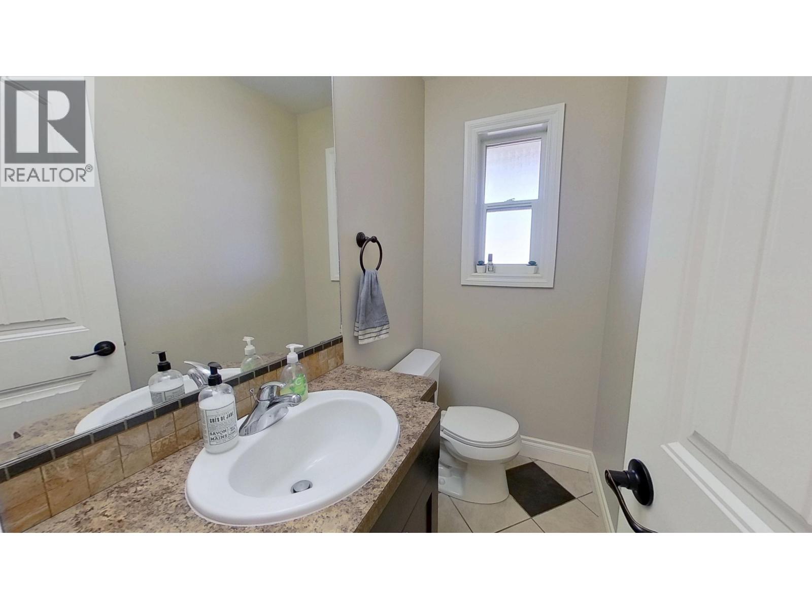8308 86 AVENUE - 18