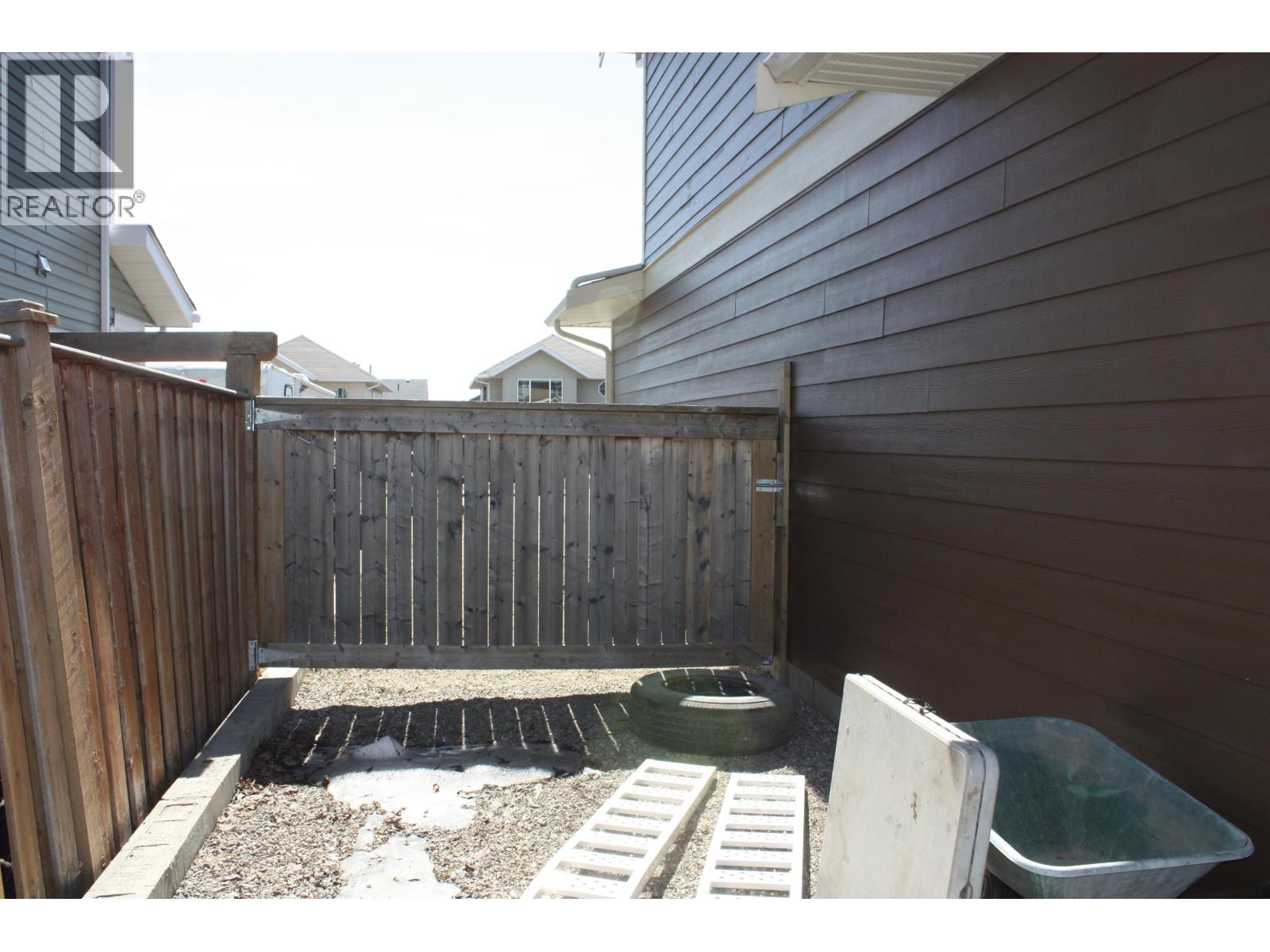 8308 86 AVENUE - 39
