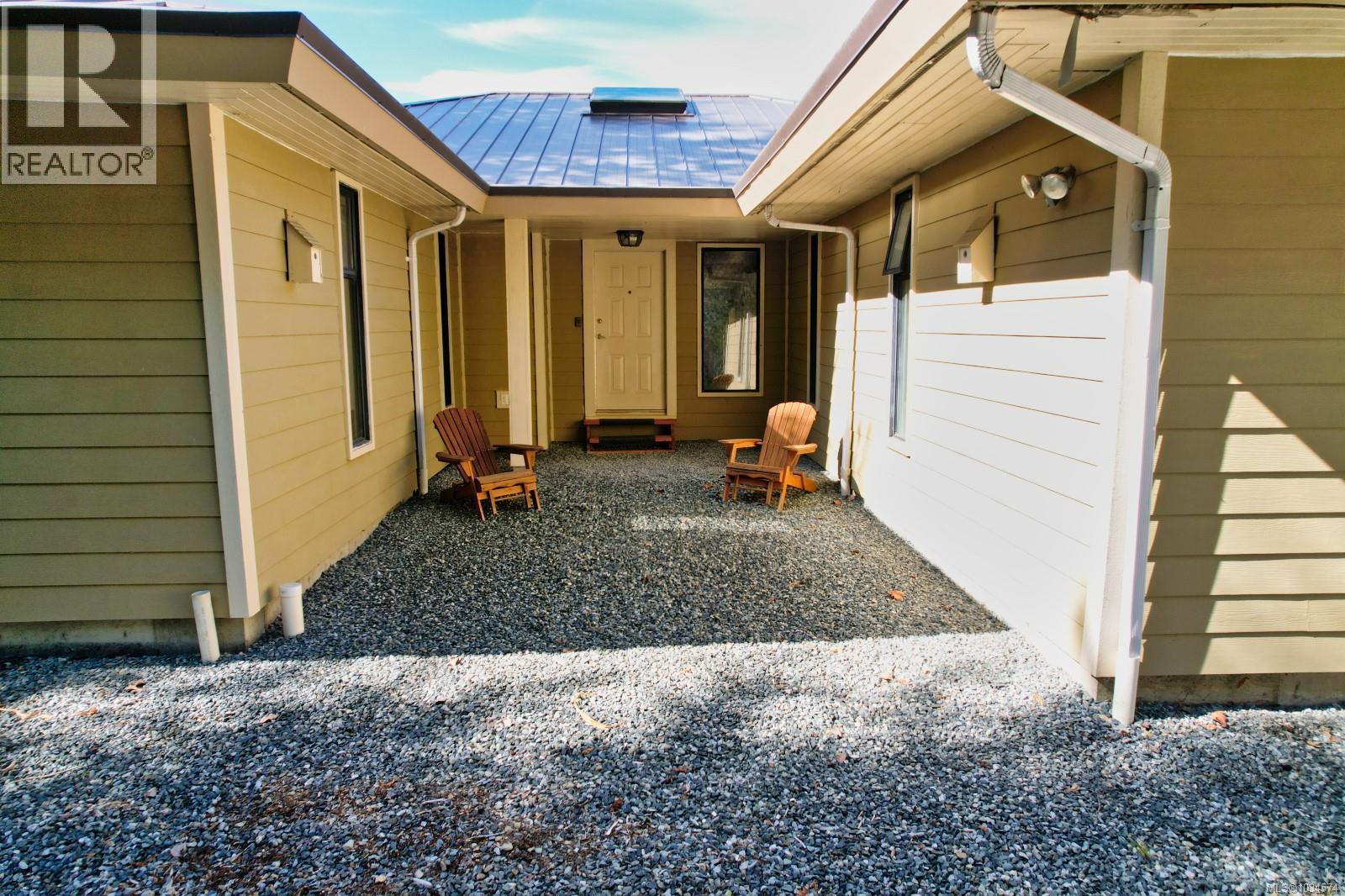 9871 Youbou Rd - 29