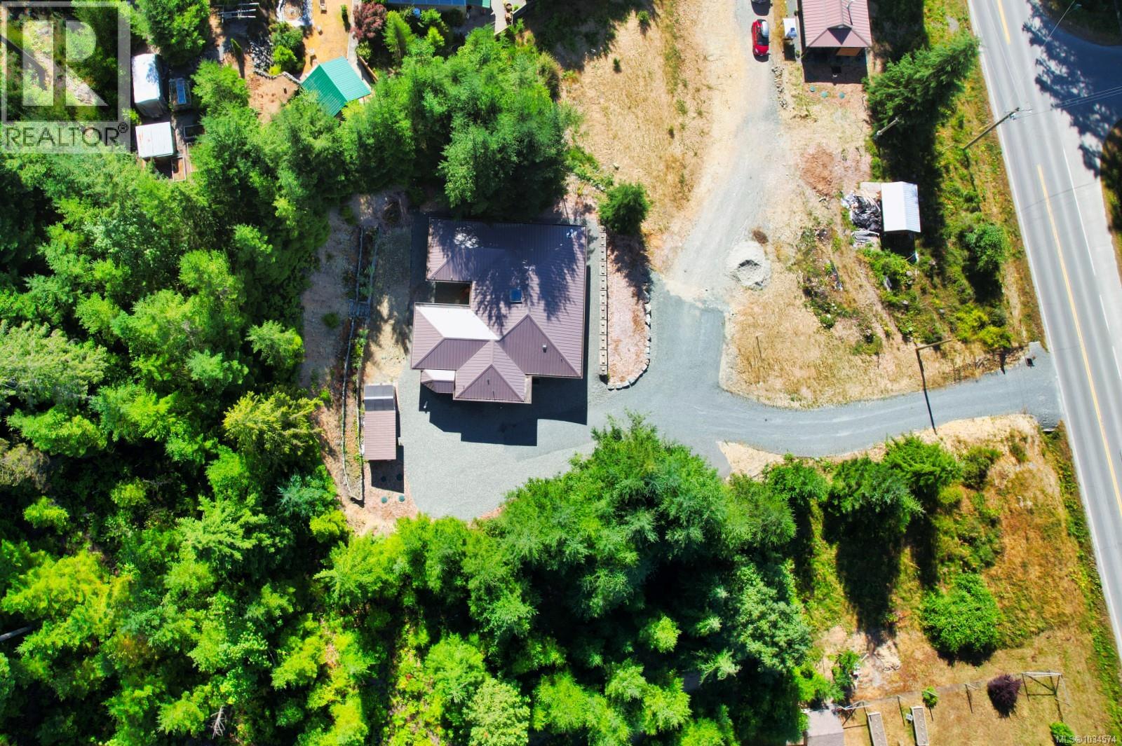 9871 Youbou Rd - 3