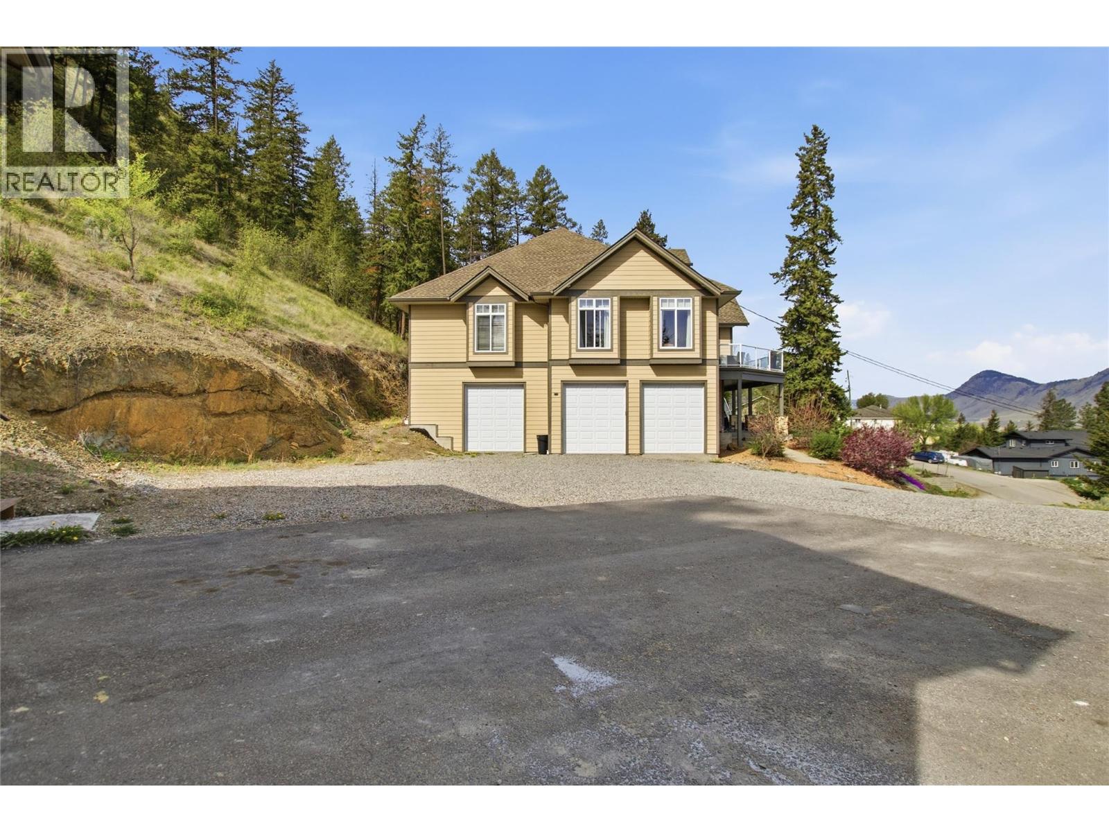 4732 Uplands Drive - 3