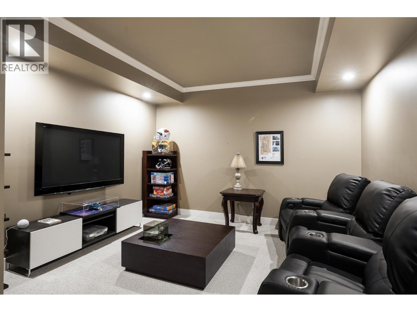 2353 ORCHARD LANE, West Vancouver