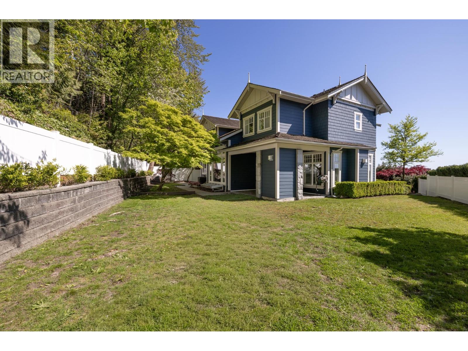2353 ORCHARD LANE, West Vancouver