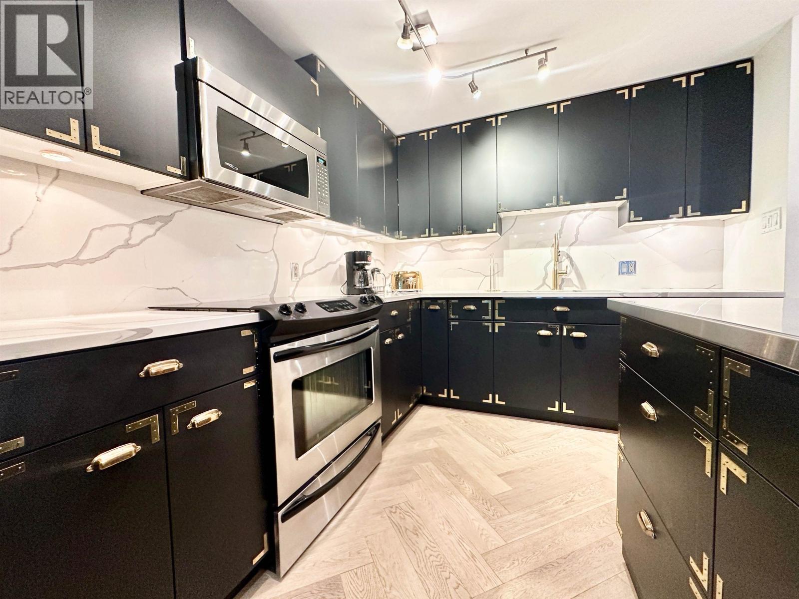 1 Bed, 1 Bath House for Rent in Vancouver – 5-4 550 BEATTY STREET, Vancouver - Image 23
