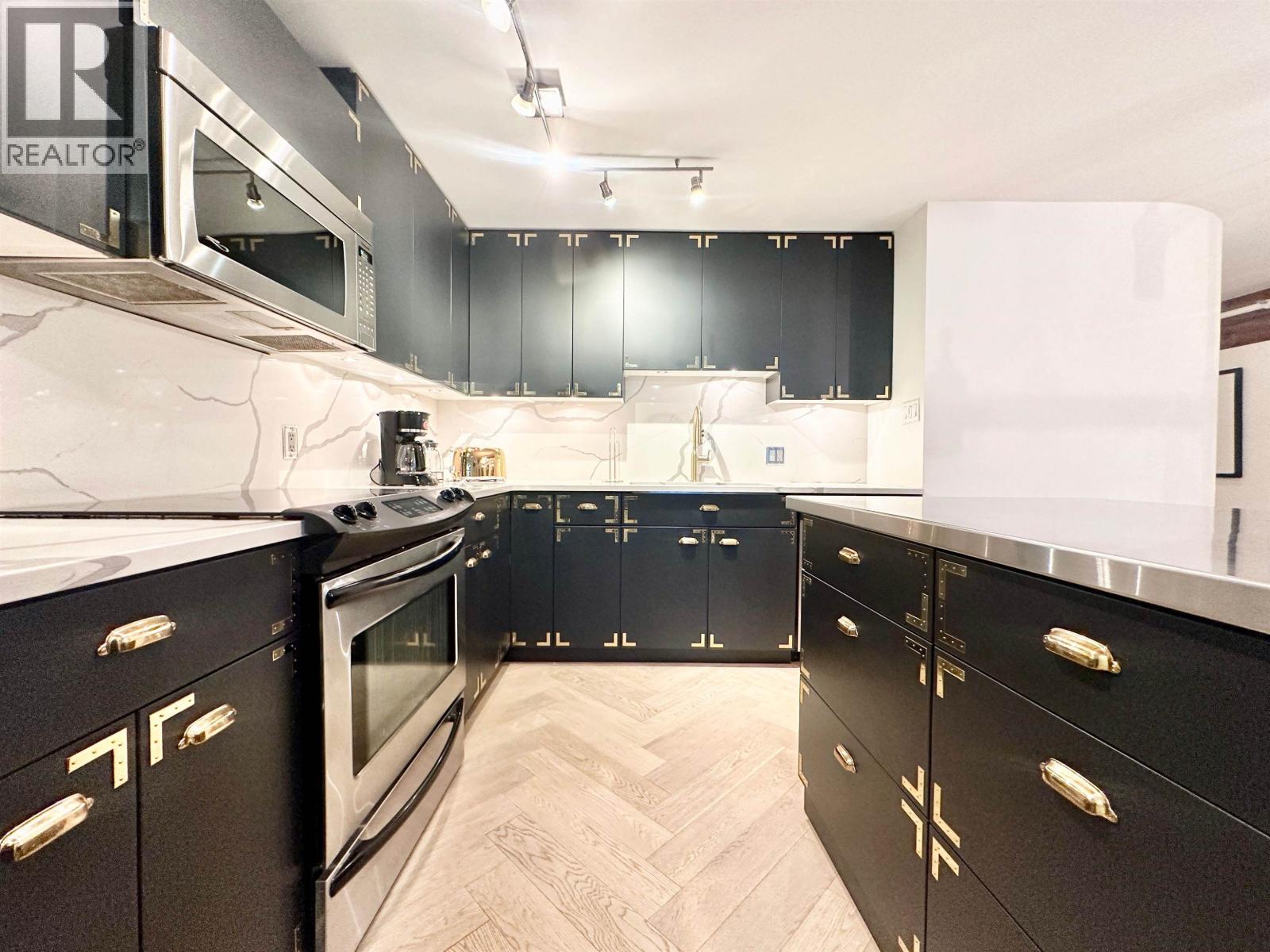 1 Bed, 1 Bath House for Rent in Vancouver – 5-4 550 BEATTY STREET, Vancouver - Image 25