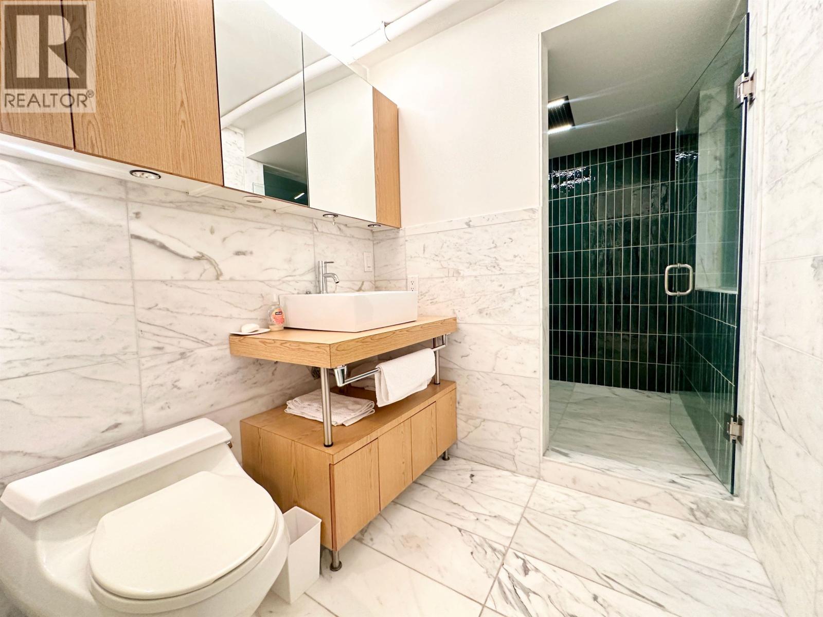 1 Bed, 1 Bath House for Rent in Vancouver – 5-4 550 BEATTY STREET, Vancouver - Image 14