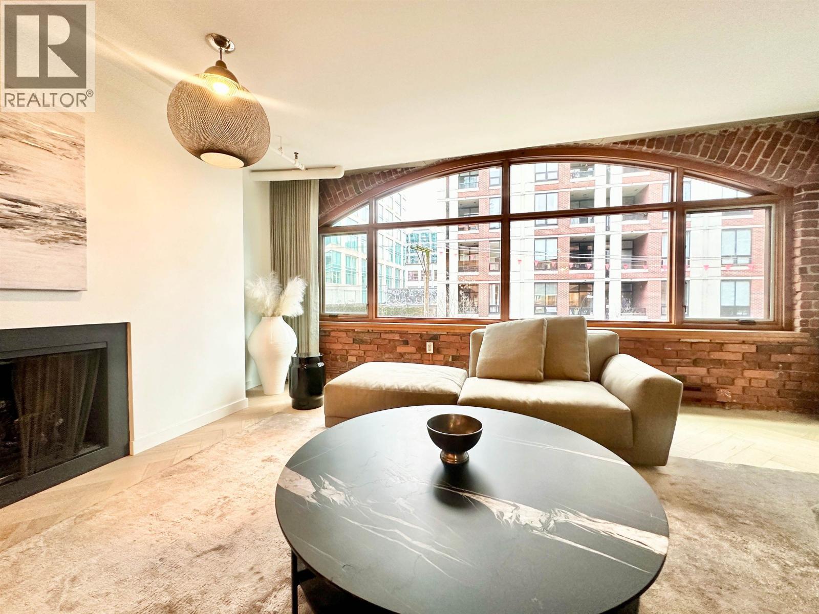 1 Bed, 1 Bath House for Rent in Vancouver – 5-4 550 BEATTY STREET, Vancouver - Image 29