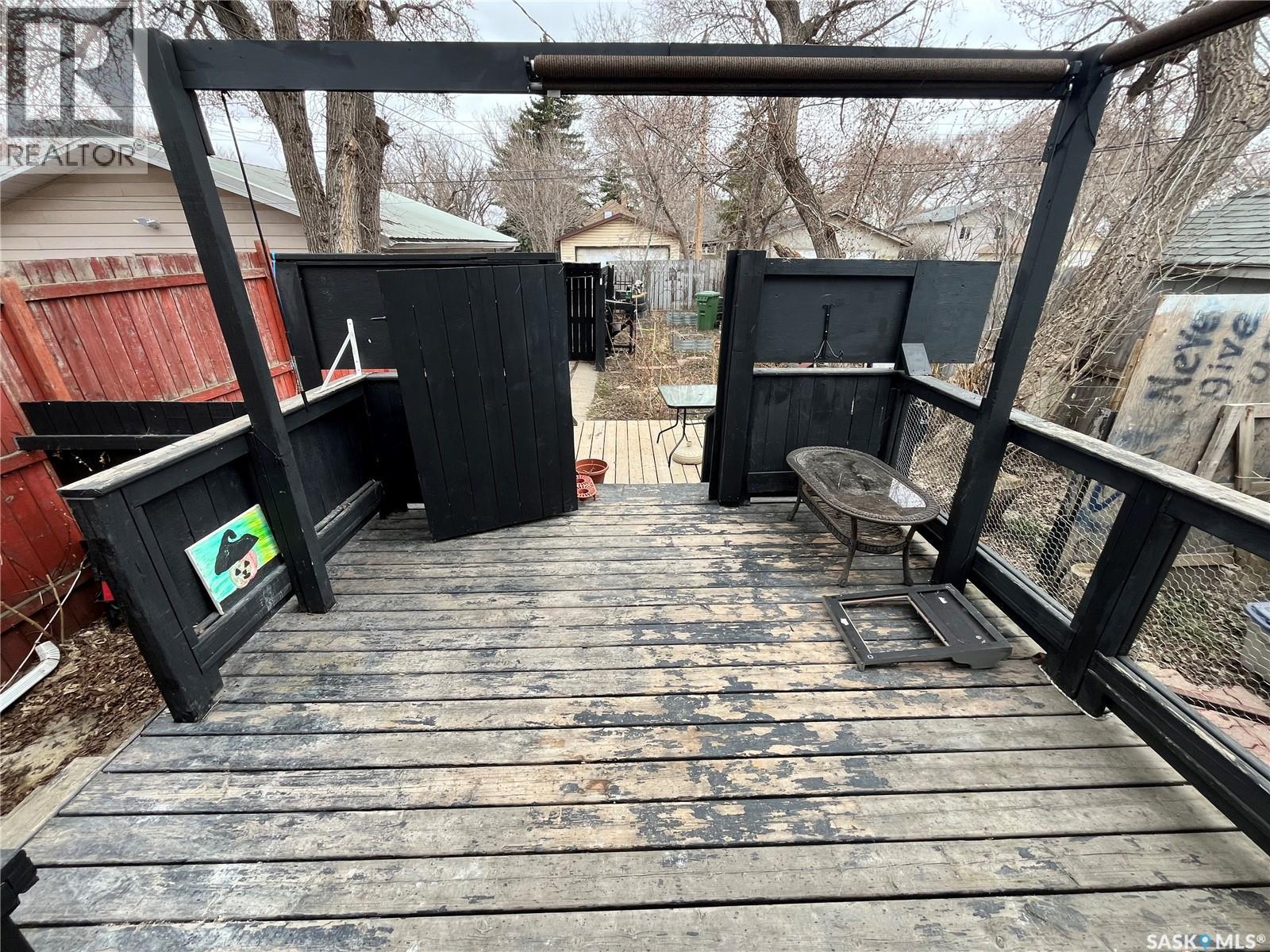 1166 RETALLACK STREET - 16