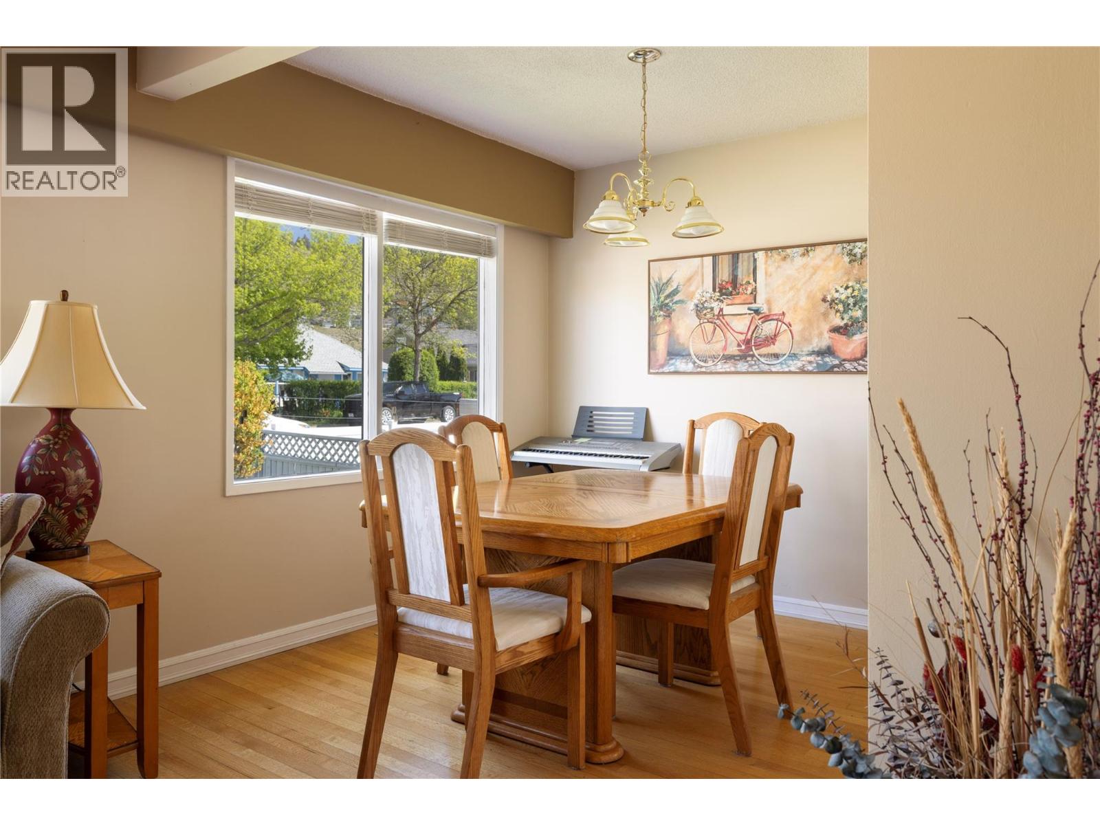 661 Bay Avenue - 4