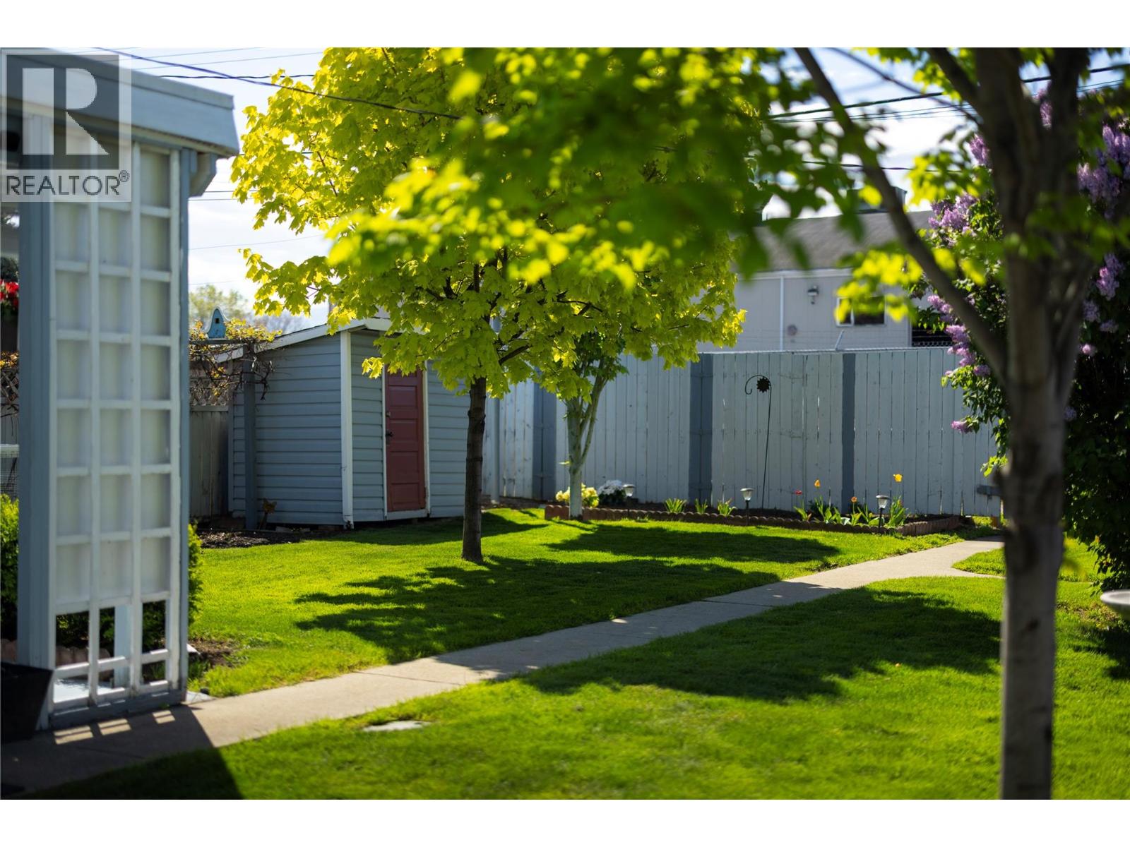 661 Bay Avenue, Kelowna