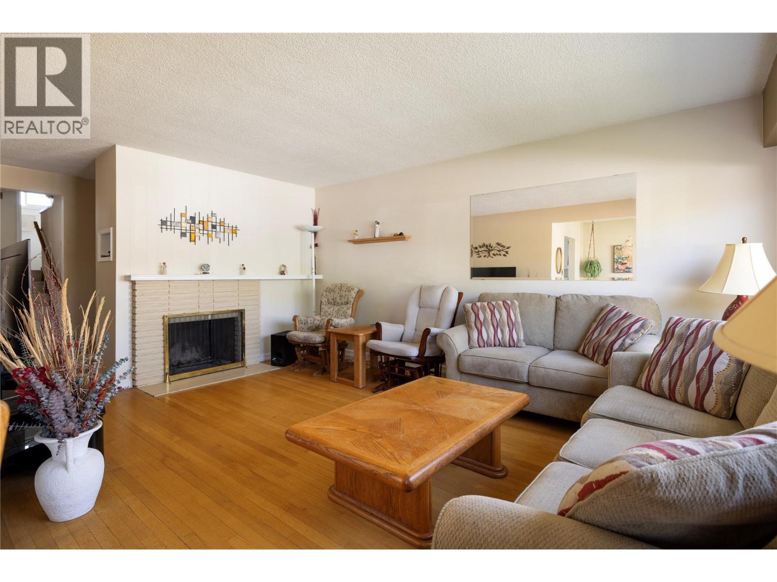 661 Bay Avenue, Kelowna