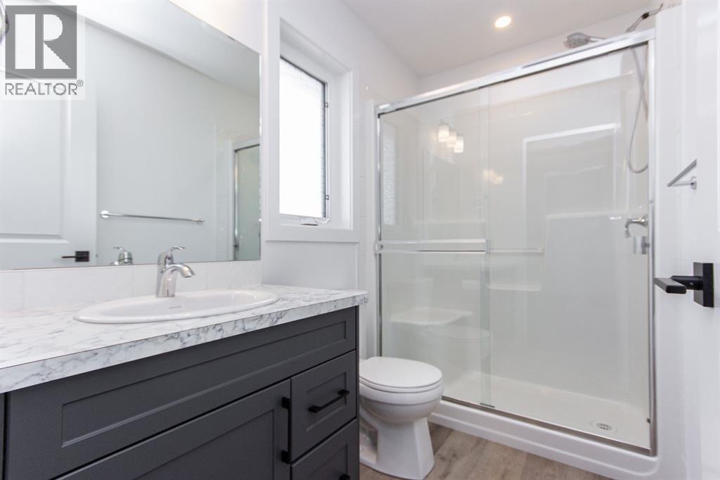 66 Henderson Crescent, Penhold