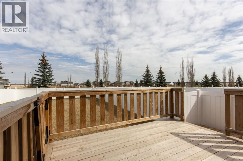 66 Henderson Crescent, Penhold