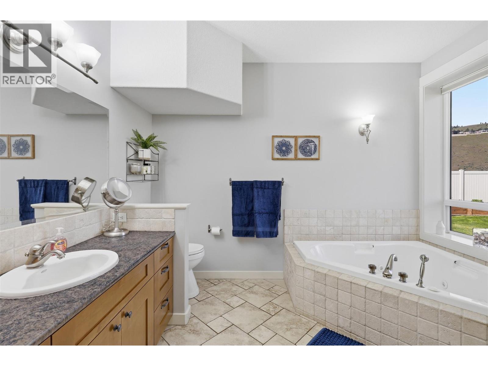 662 HARRINGTON Road - 37