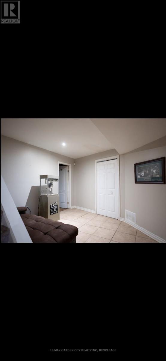 #4 7370 MONASTERY DRIVE - 14