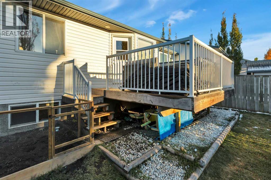 34 Lund Close, Red Deer