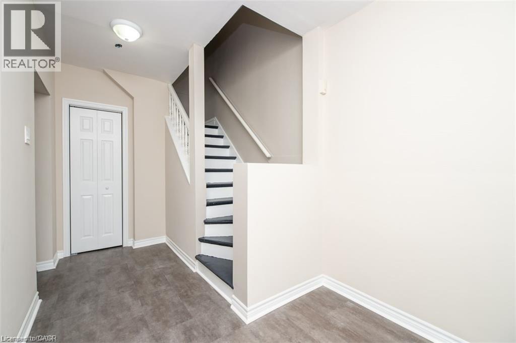 20 HARVEY Street, Hamilton, Ontario, L8L2L8 — Photo 16