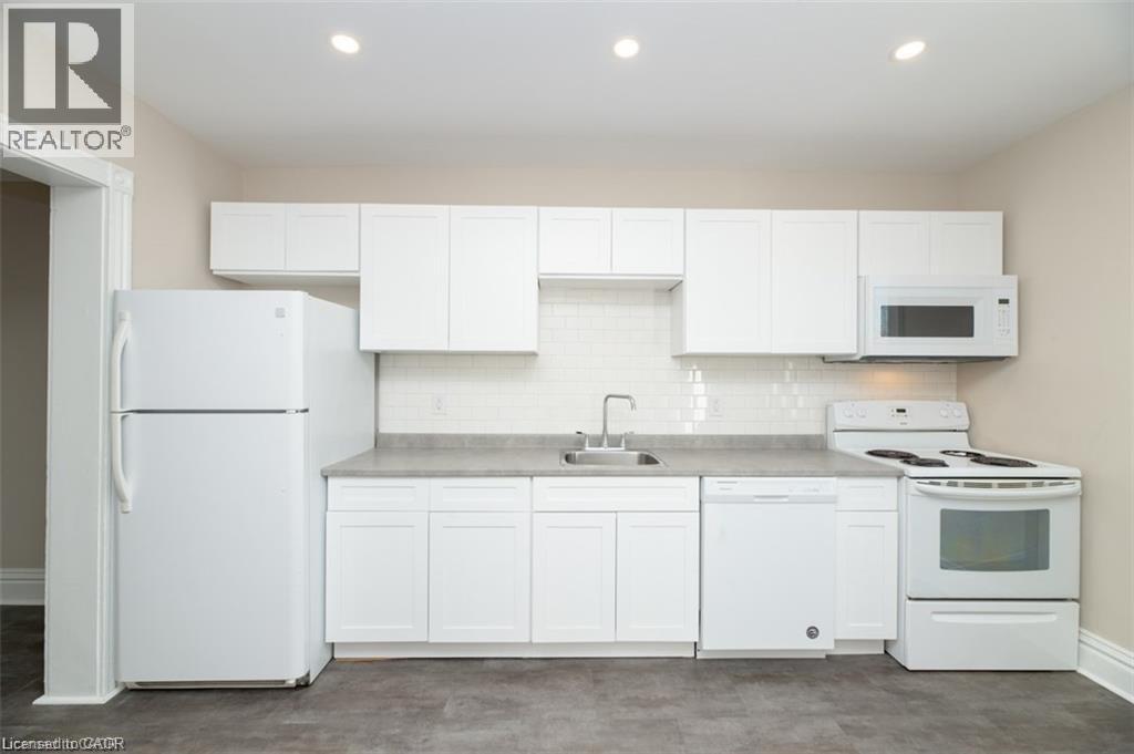20 HARVEY Street, Hamilton, Ontario, L8L2L8 — Photo 5