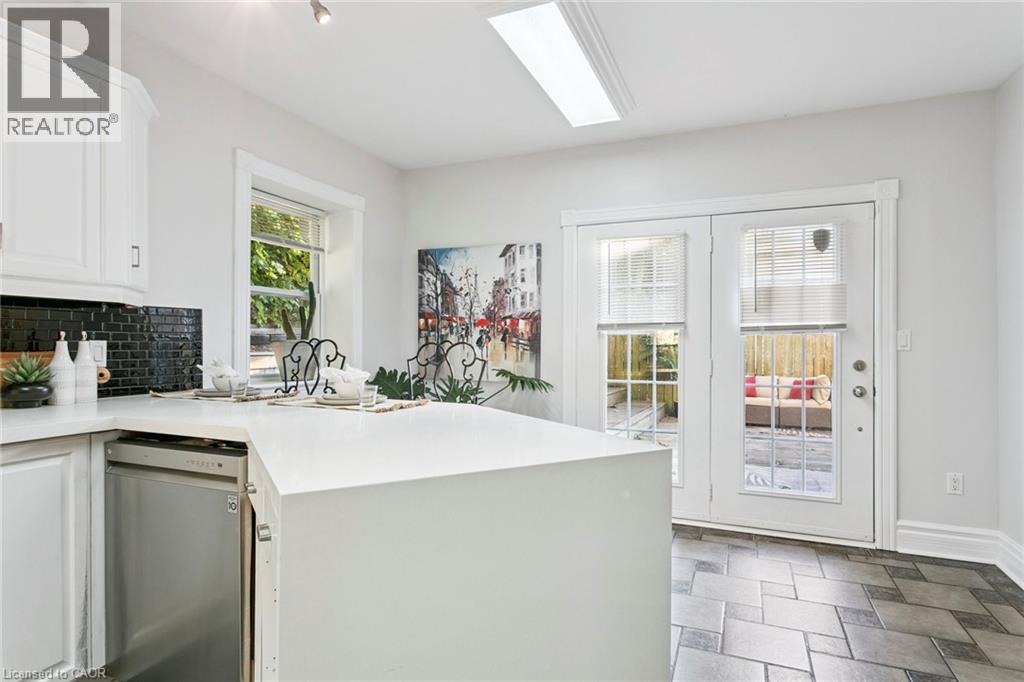 132 QUEEN Street W, Cambridge, Ontario, N3C1G3 — Photo 25