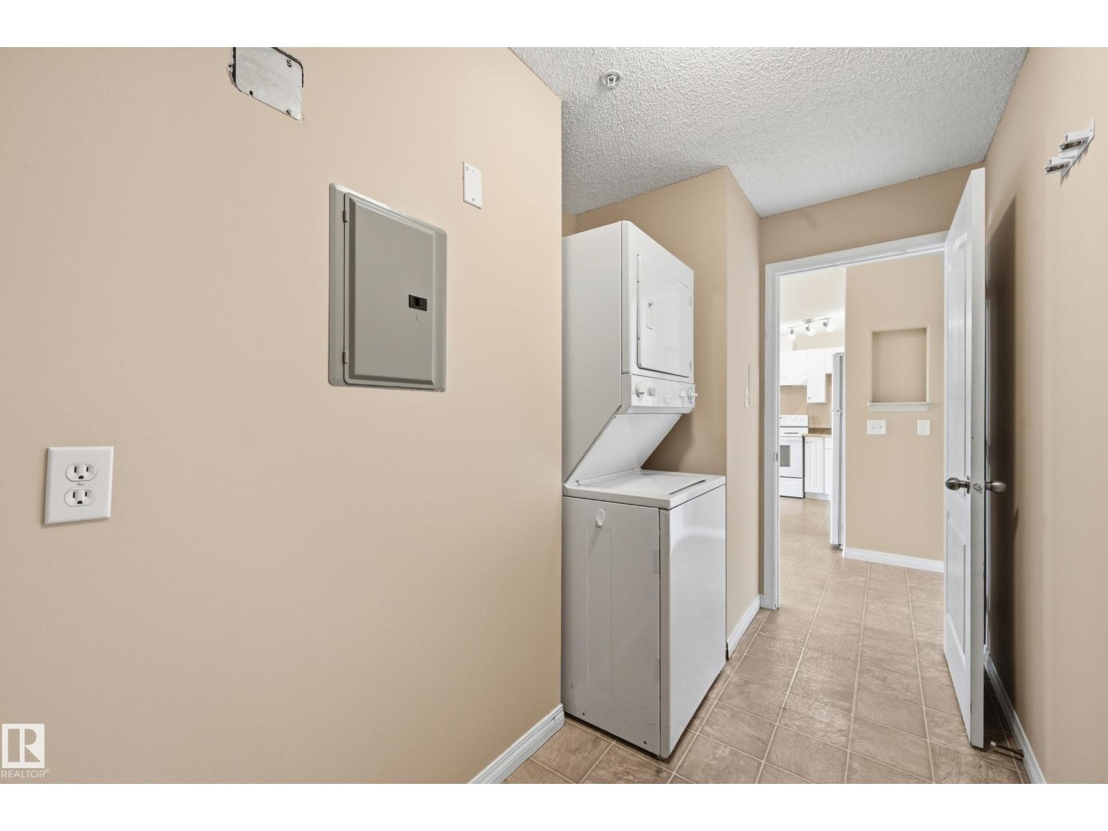 #105 5350 199 ST NW, Edmonton