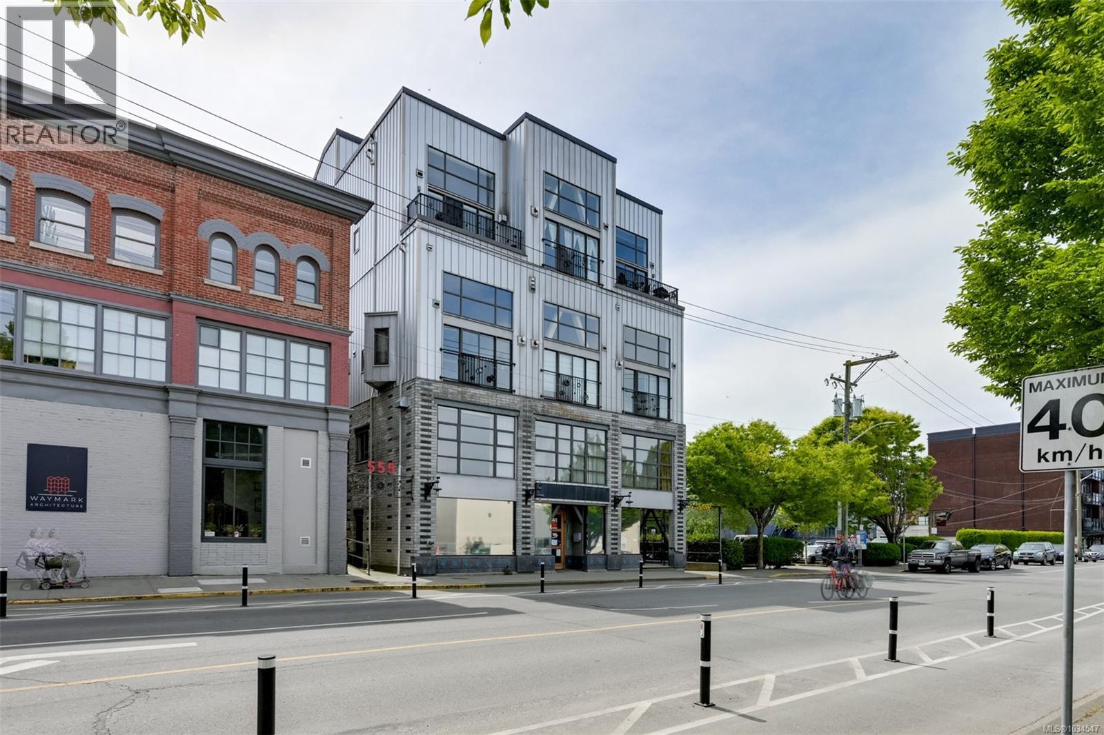 #401 555 Chatham St - 41
