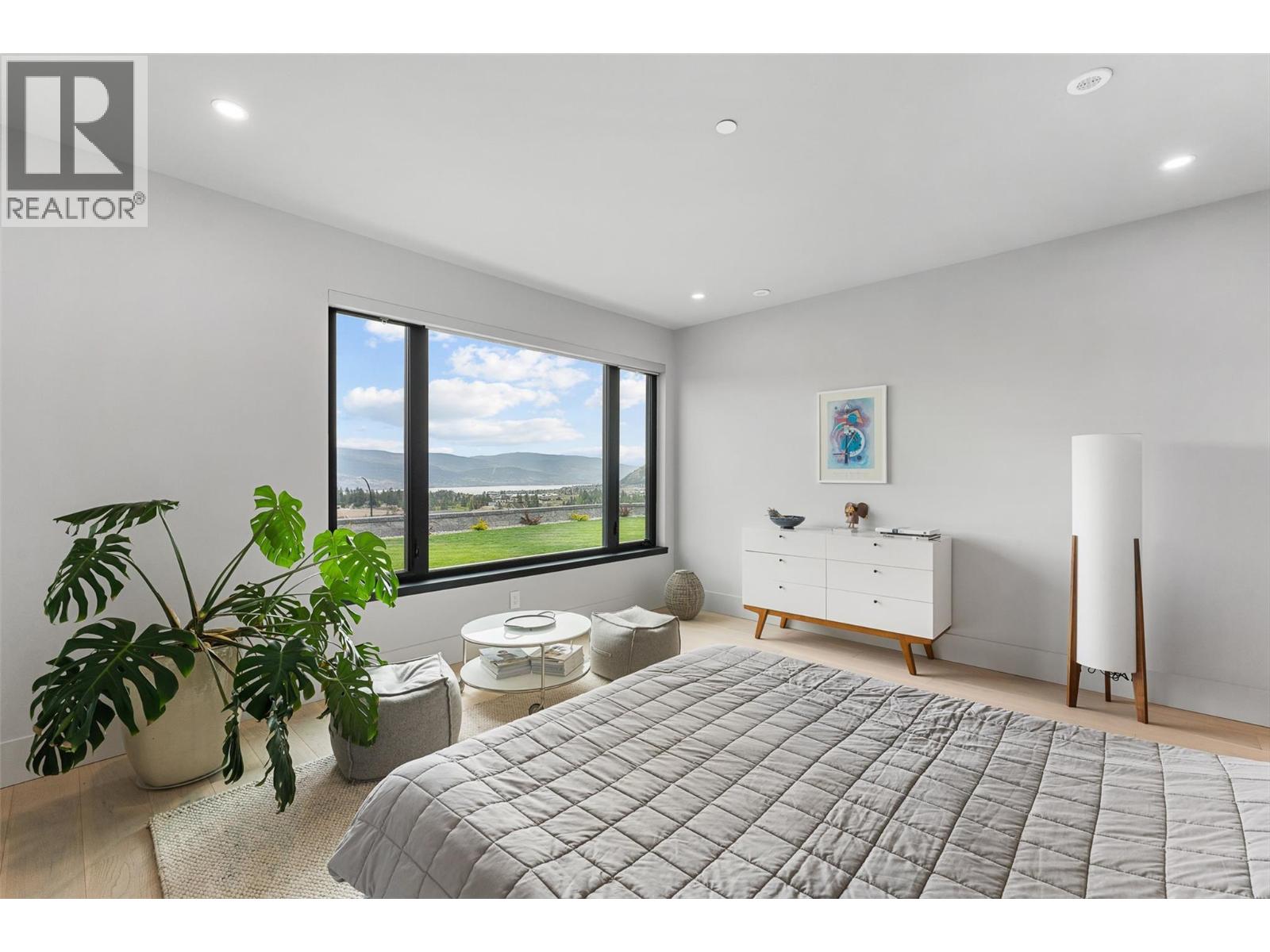18685 Sanborn Place, Summerland