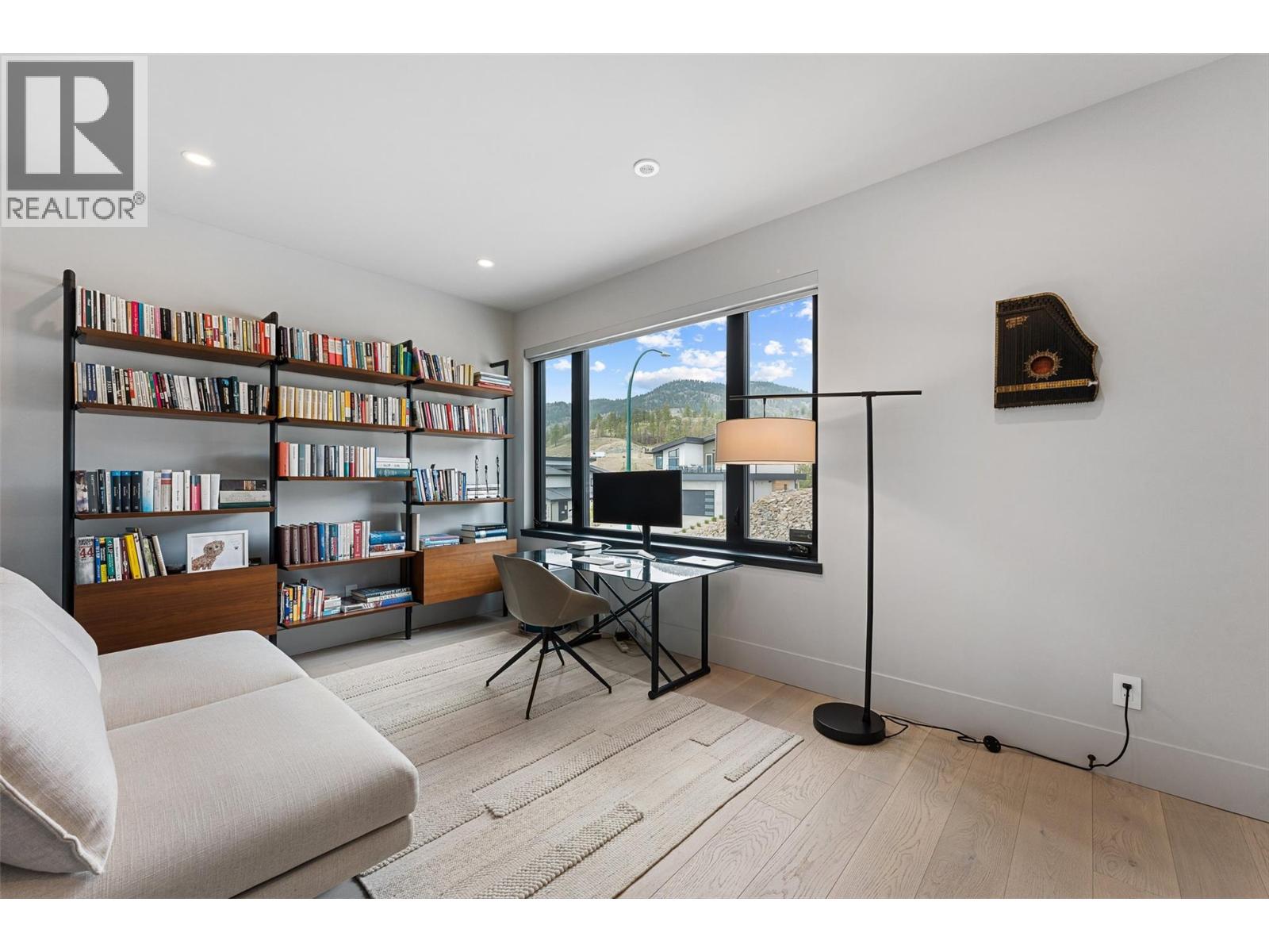 18685 Sanborn Place, Summerland