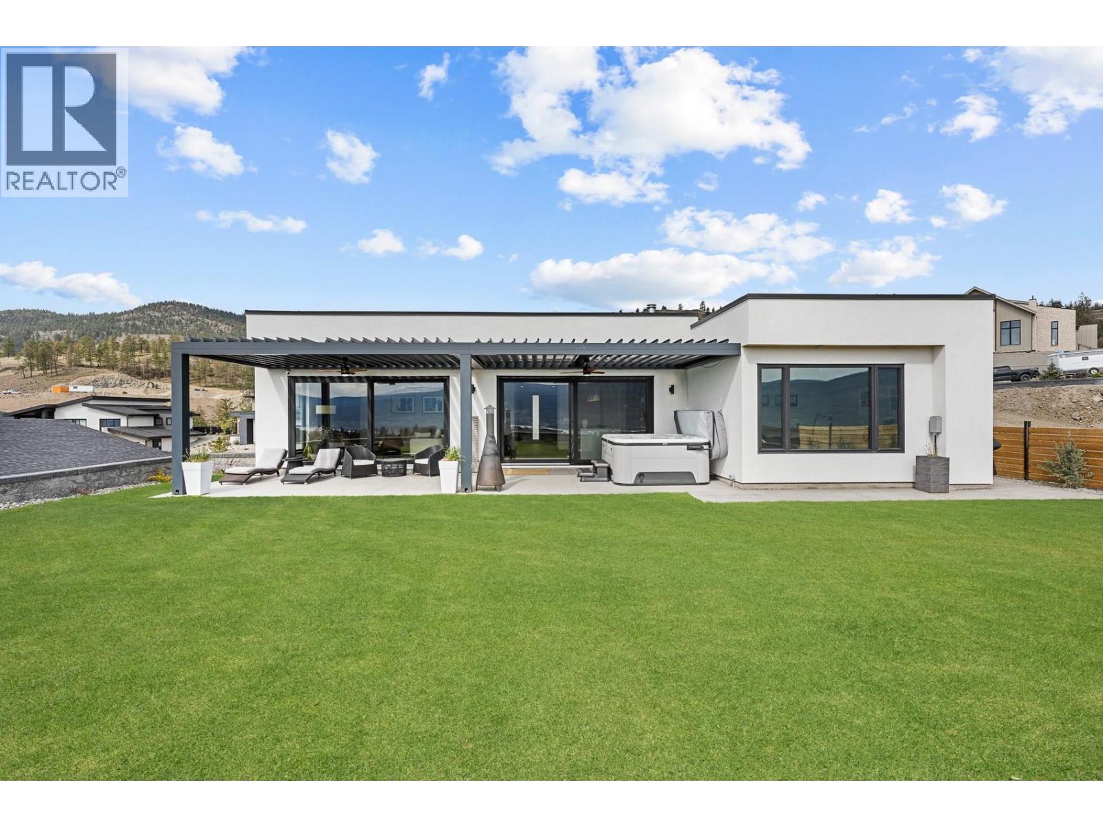 18685 Sanborn Place, Summerland