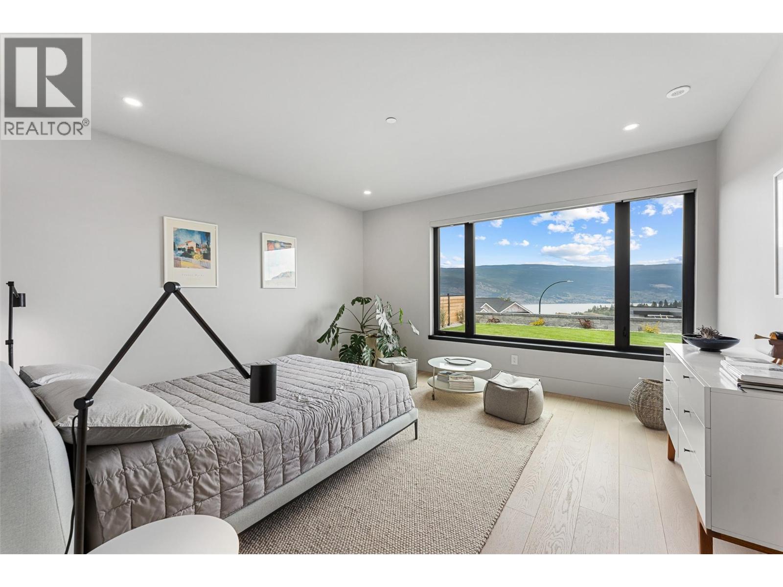 18685 Sanborn Place, Summerland