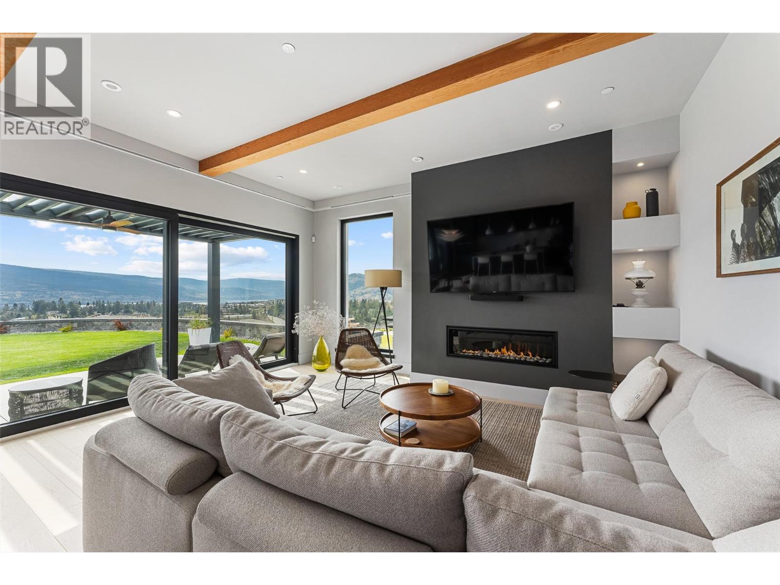 18685 Sanborn Place, Summerland