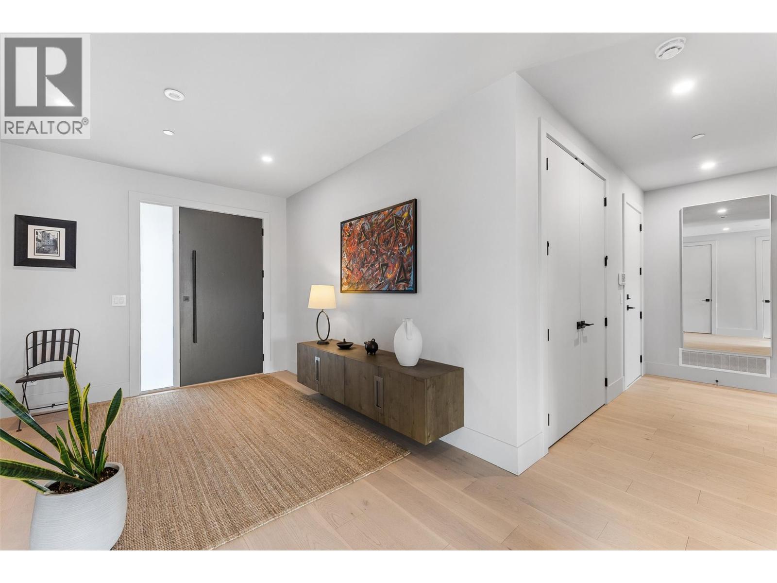 18685 Sanborn Place, Summerland