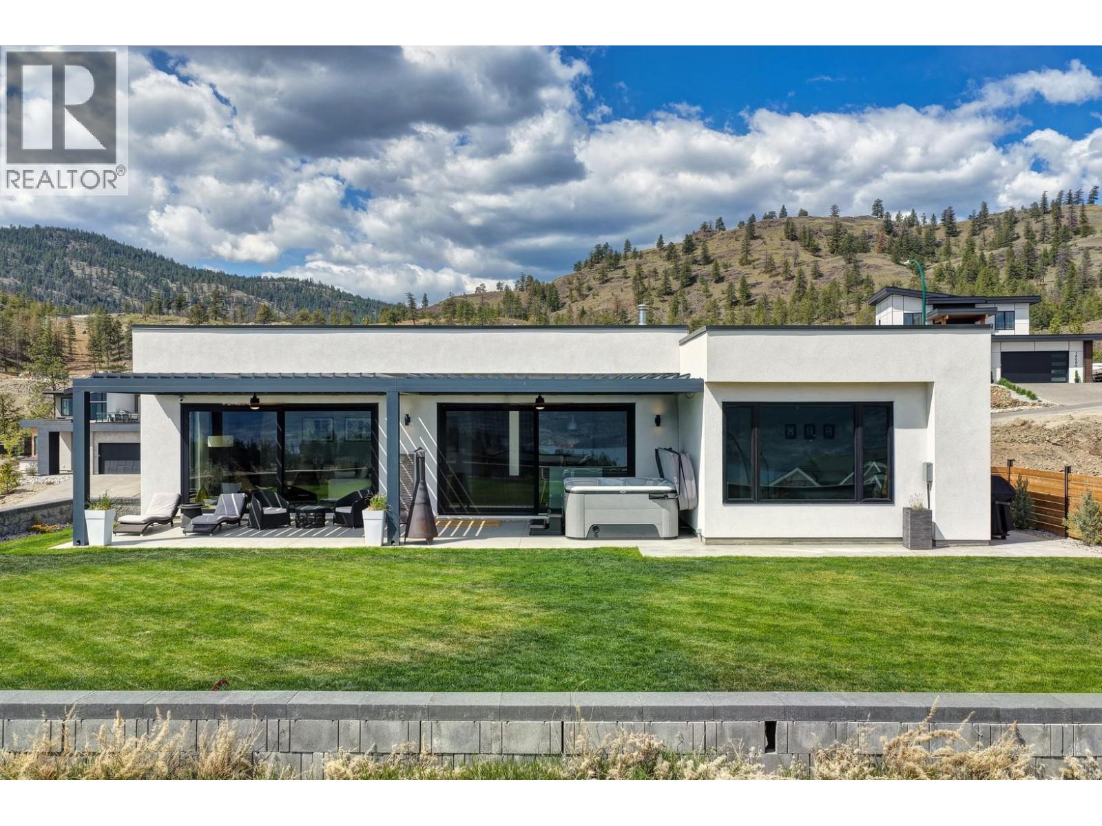 18685 Sanborn Place, Summerland