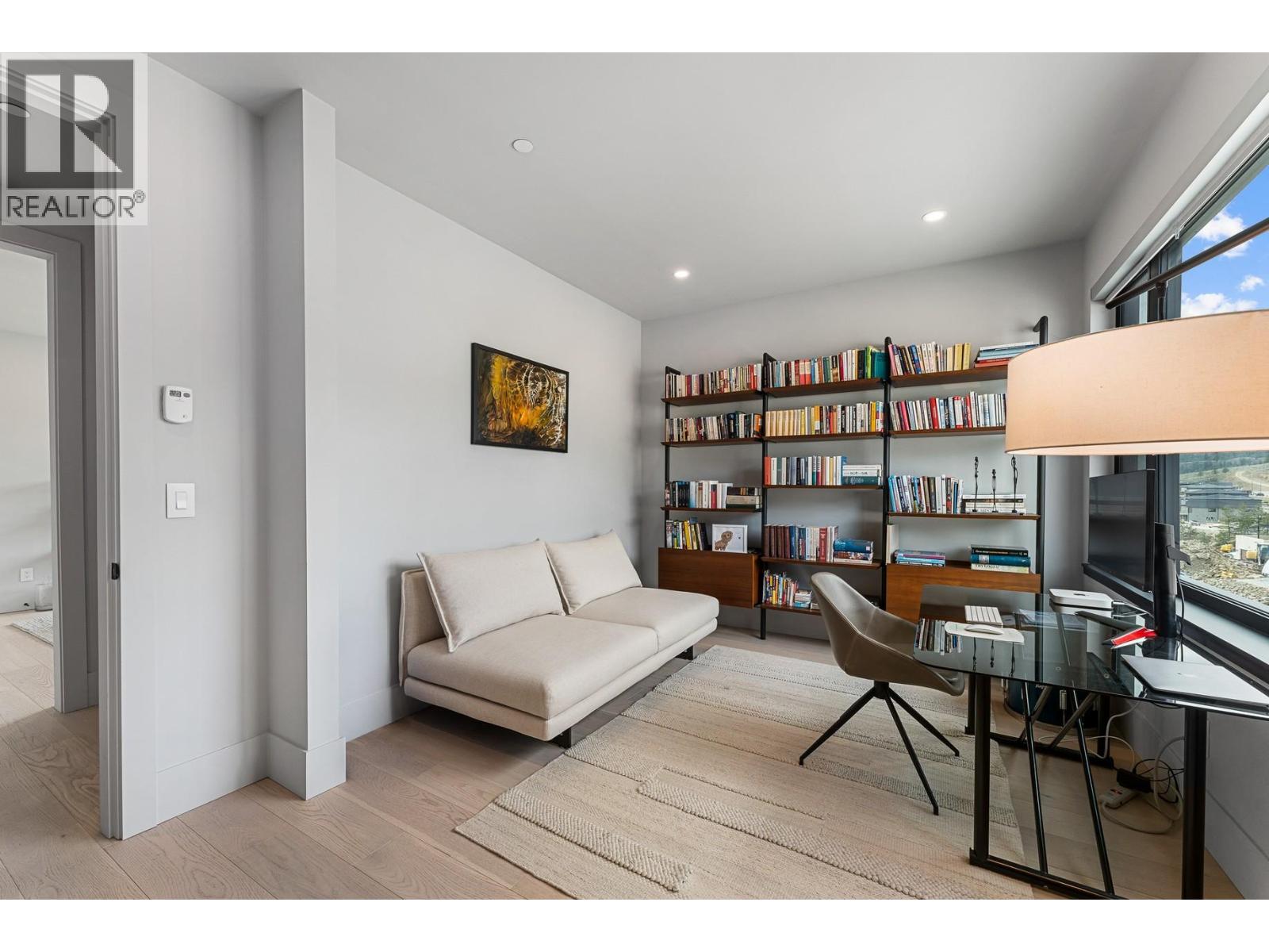 18685 Sanborn Place, Summerland
