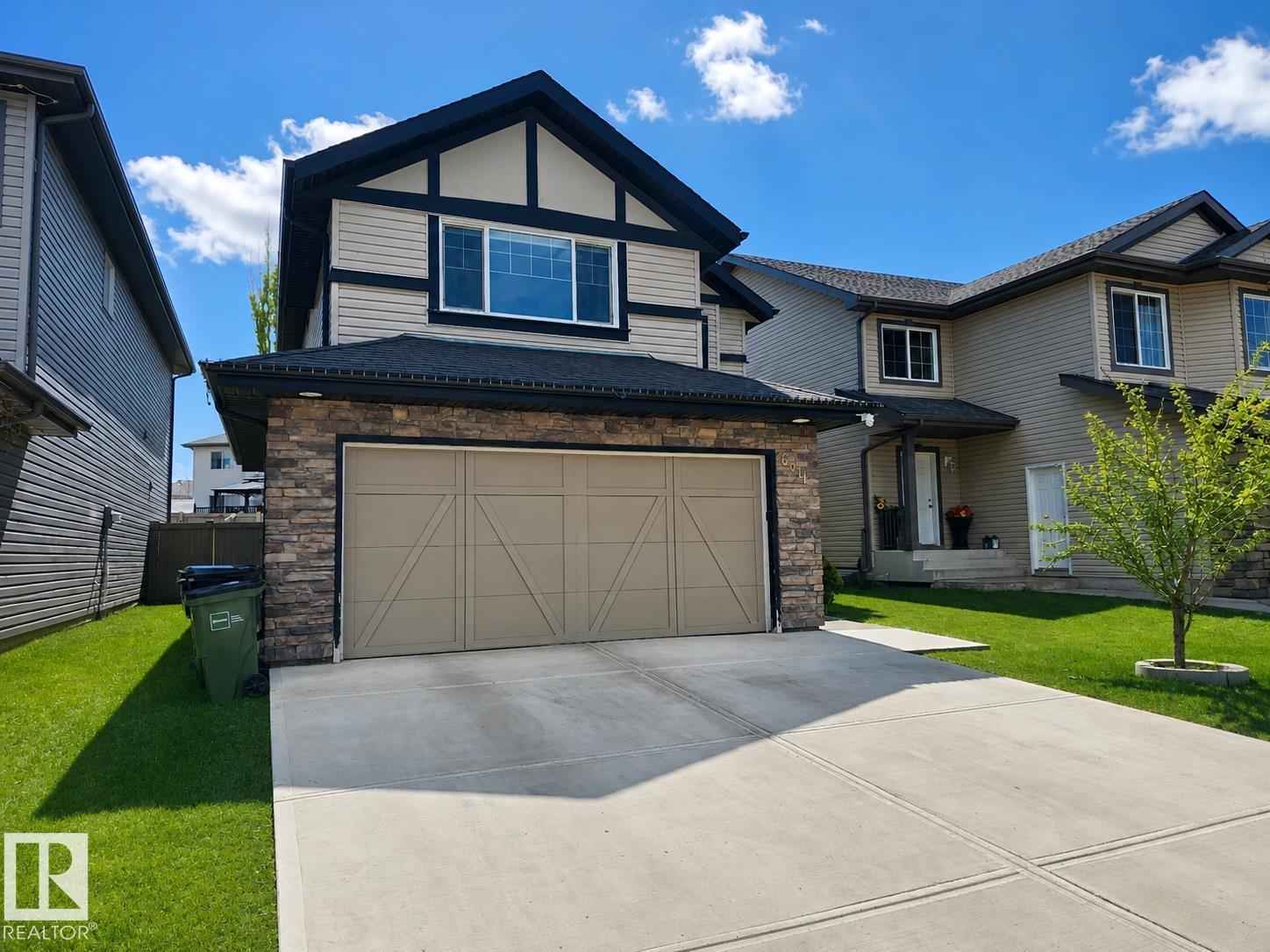 6811 19 AV SW, Edmonton