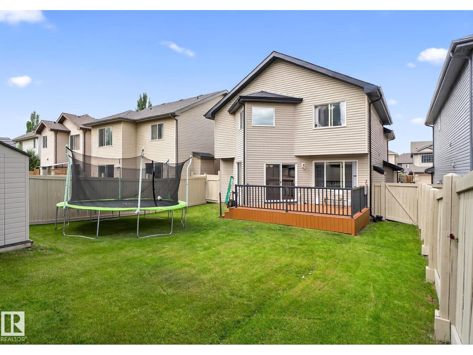 6811 19 AV SW, Edmonton
