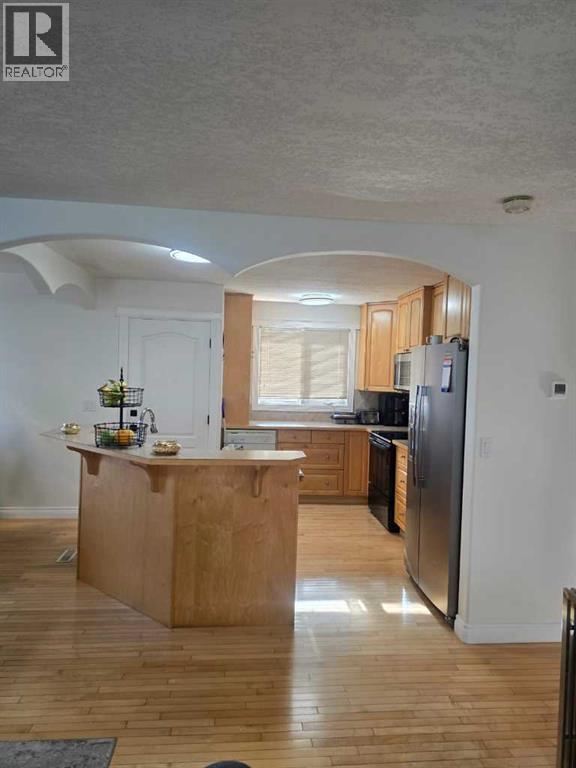 3503 48 Street NE - 6