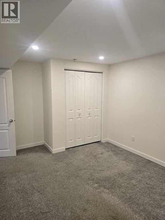 3503 48 Street NE - 22