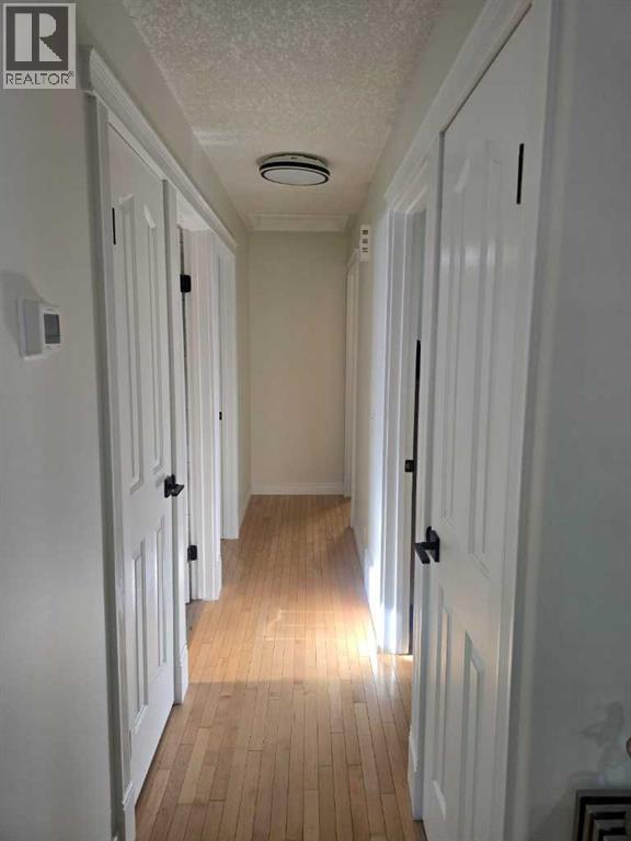 3503 48 Street NE - 11