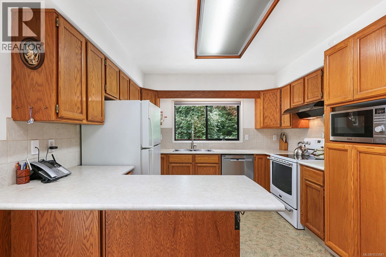 970 McLean Rd - 18