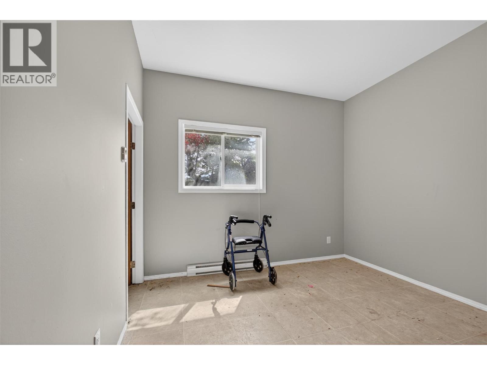 2647 Springfield Road, Kelowna