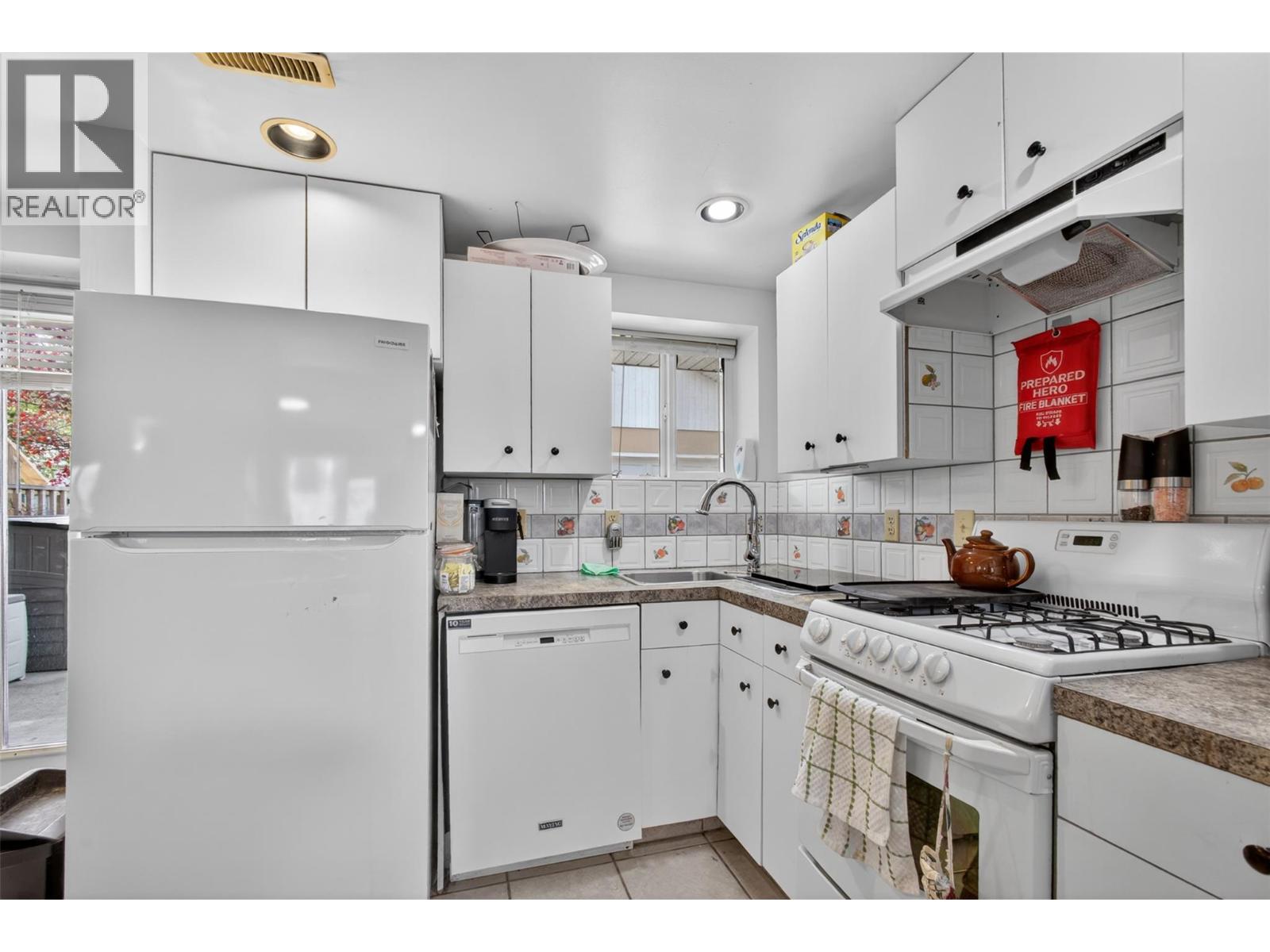2647 Springfield Road, Kelowna