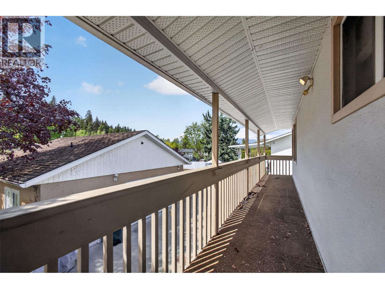 2647 Springfield Road, Kelowna