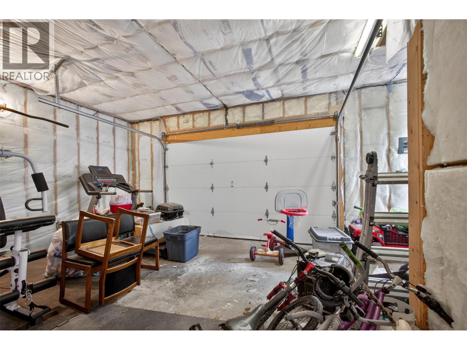 2647 Springfield Road, Kelowna